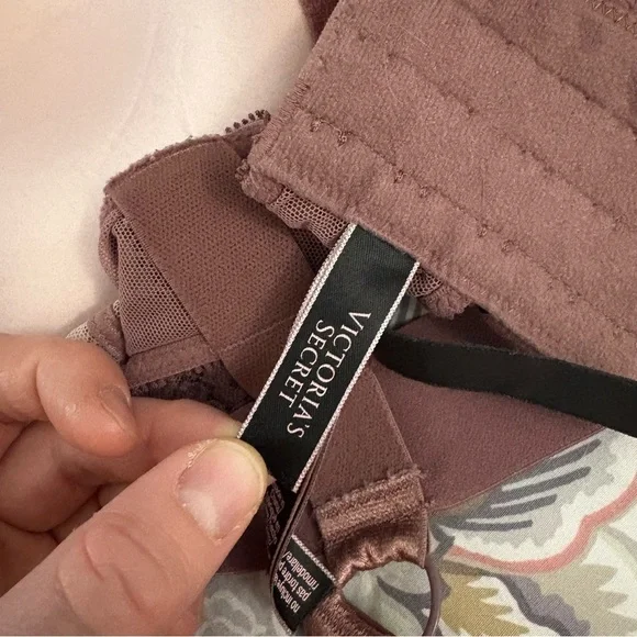 Victoria’s Secret Elegant Mauve Lace Very Sexy Push-up Bra Size 36B Padded Mesh - Picture 10 of 10